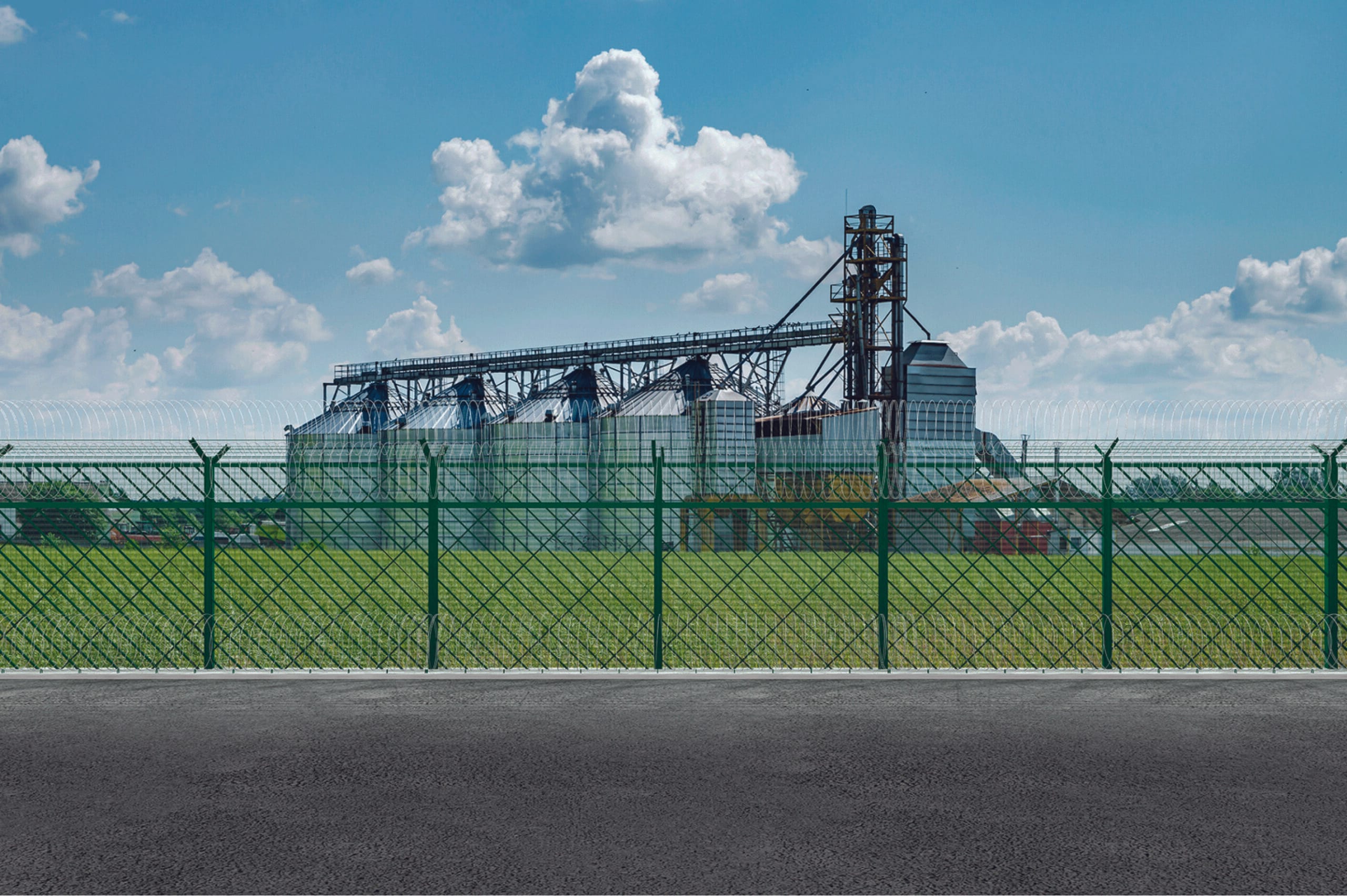 SecureMesh Level IV high-security fencing