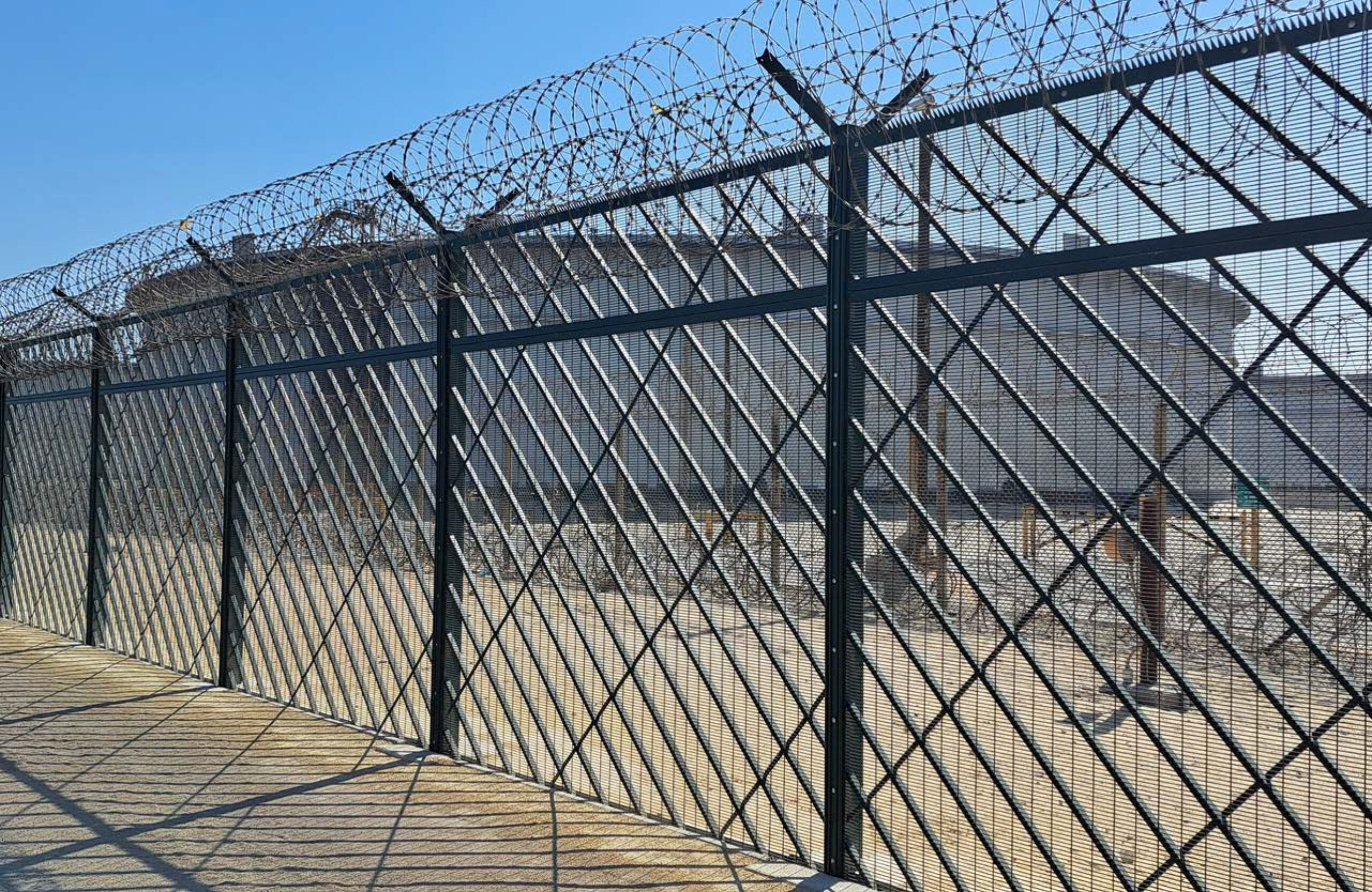 SecureMesh Level IV high-security perimeter fencing