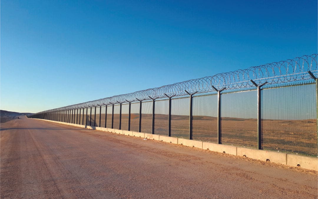 How a Double Skin Mesh Barrier Fence Extends Intrusion Detection Response Time