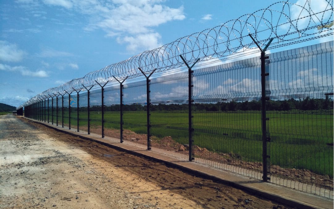 How a 3 Rail Wire Mesh Fence Supports Anti-Climb Performance in High-Security Sites